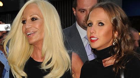 figlia donatella versace rinuncia